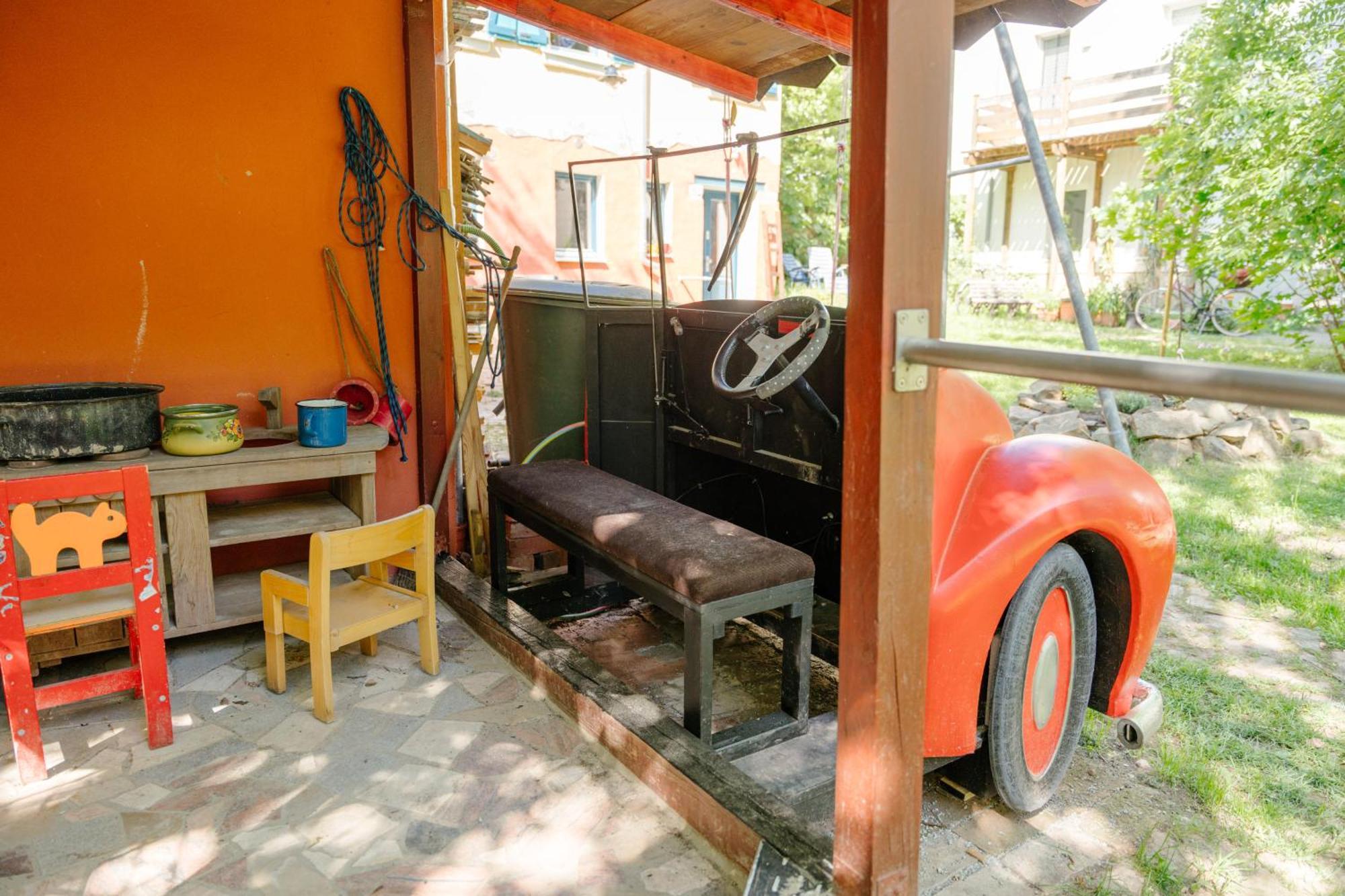 The Upholstery Tinyhouse Deluxe Eco Chalet Kreativ Citynah Chemnitz Kültér fotó