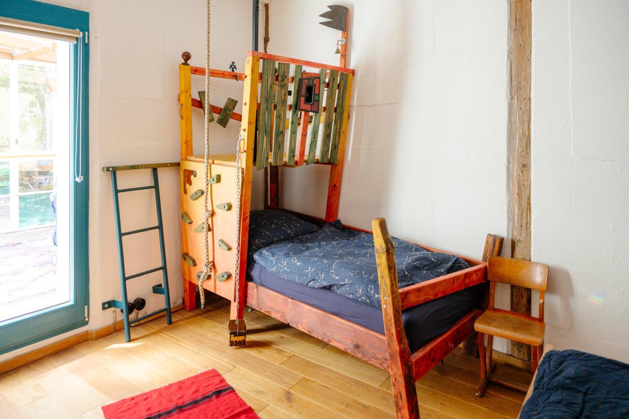 The Upholstery Tinyhouse Deluxe Eco Chalet Kreativ Citynah Chemnitz Kültér fotó