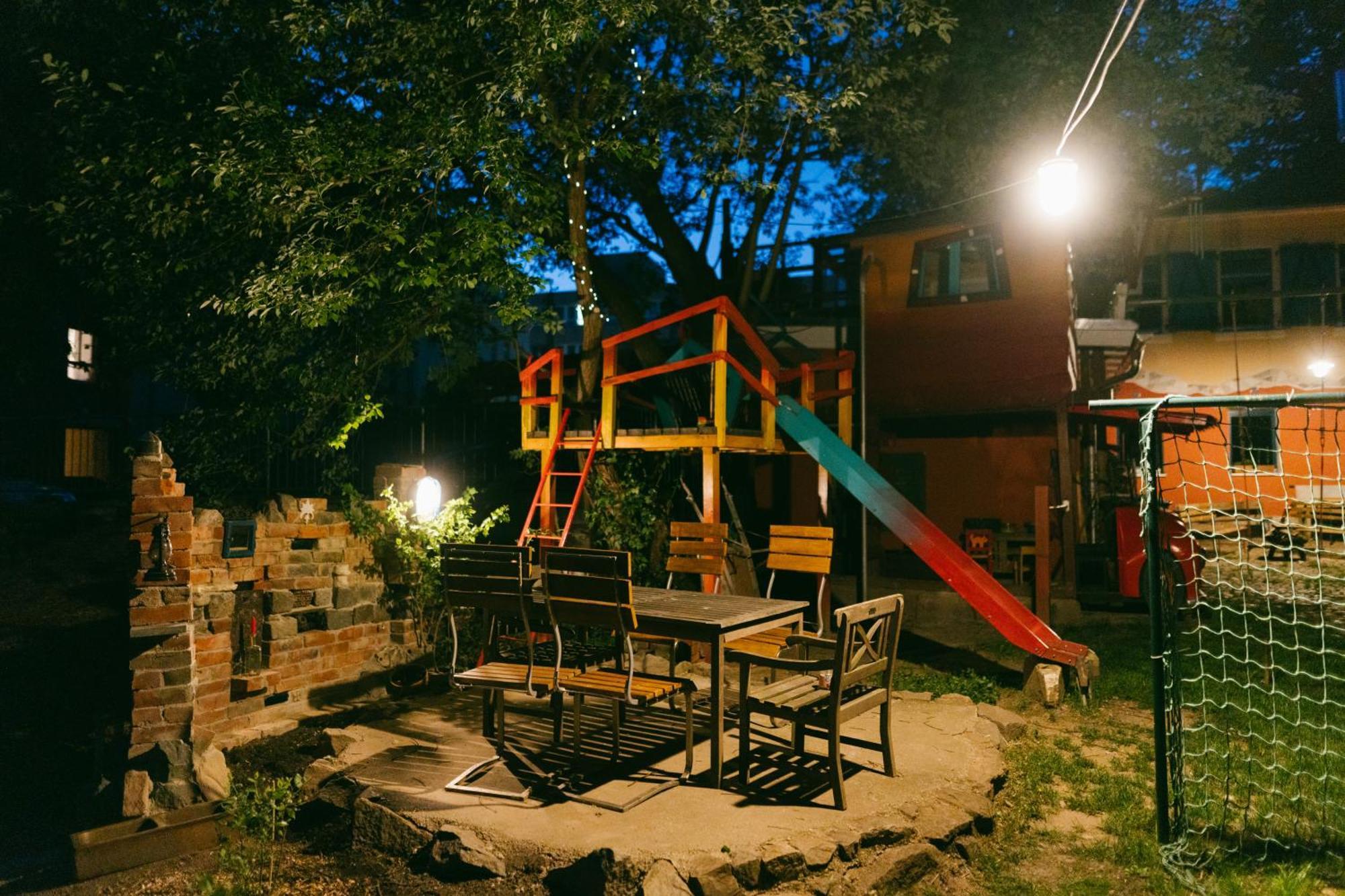 The Upholstery Tinyhouse Deluxe Eco Chalet Kreativ Citynah Chemnitz Kültér fotó