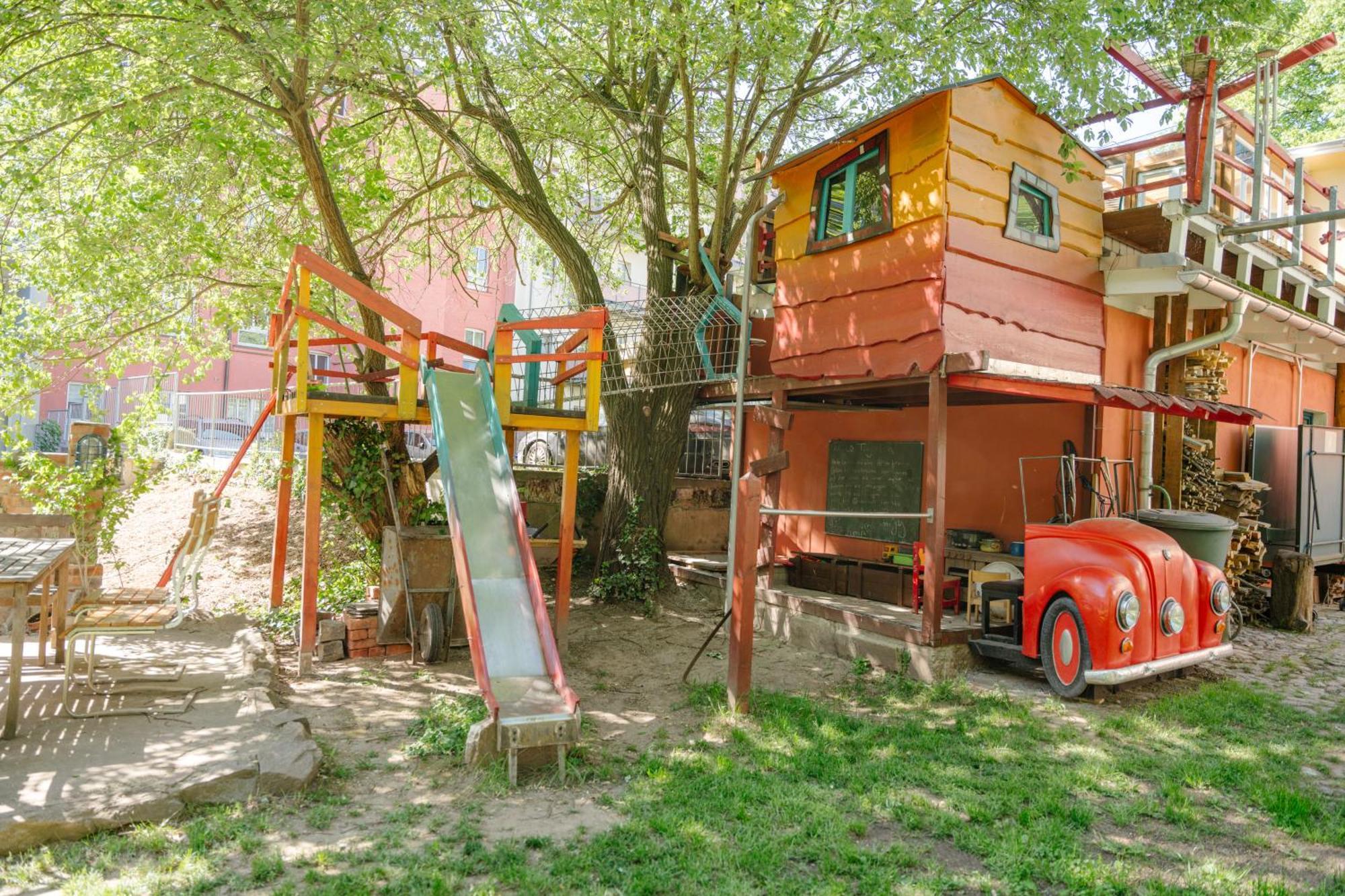 The Upholstery Tinyhouse Deluxe Eco Chalet Kreativ Citynah Chemnitz Kültér fotó